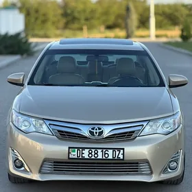 Toyota Camry 2012