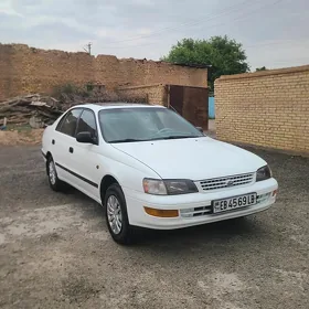 Toyota Carina 1992