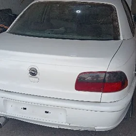 Opel Omega 1999