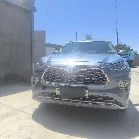 Toyota Highlander 2022