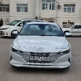 Hyundai Elantra 2023