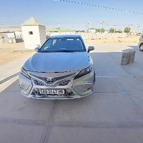 Toyota Camry 2023