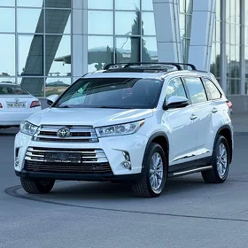 Toyota Highlander 2019