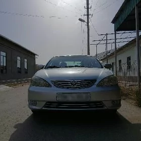 Toyota Camry 2005