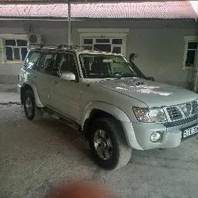 Nissan Patrol 2002