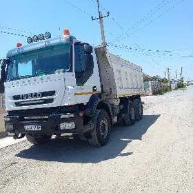 Iveco Trakker 2008