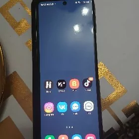 Samsung ZFold 3