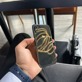 iPhone X