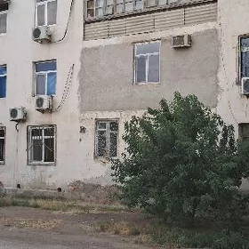 1этаж 1 комнатная продажа