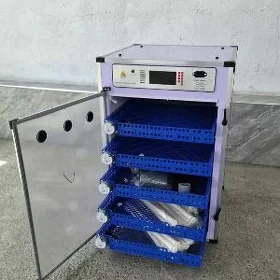 inkubator jûje