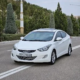 Hyundai Elantra 2012