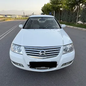 Nissan Sunny 2012