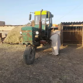 MTZ T-28 1986