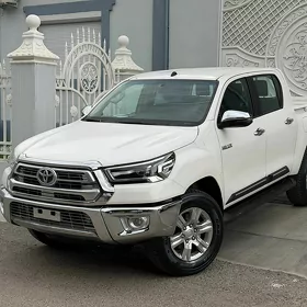 Toyota Hilux 2025