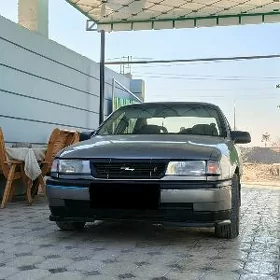 Opel Vectra 1989