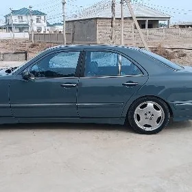 Mercedes-Benz E320 1998