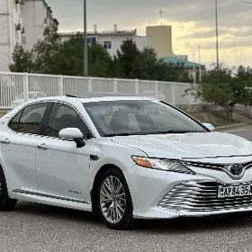 Toyota Camry 2018