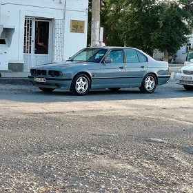 BMW 525 1990