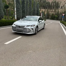 Toyota Avalon 2019