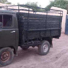UAZ 469 1992