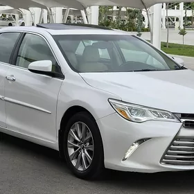 Toyota Camry 2017