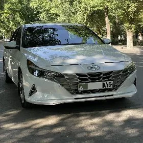 Hyundai Elantra 2021