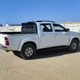 Toyota Hilux 2012
