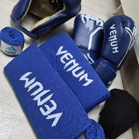 VENUM full ekipirofka