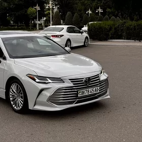 Toyota Avalon 2022
