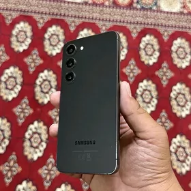 Samsung S23