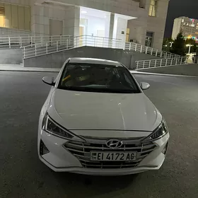 Hyundai Elantra 2020