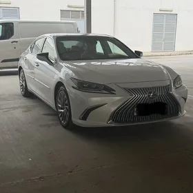 Lexus ES 350 2019