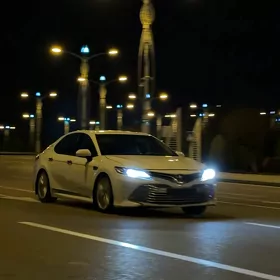 Toyota Camry 2020