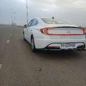 Hyundai Sonata 2021