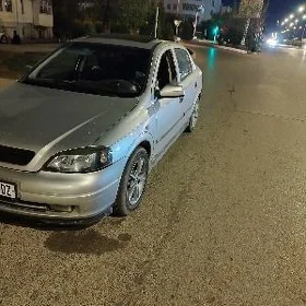 Opel Astra 2000