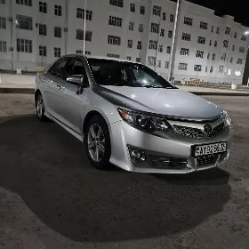 Toyota Camry 2012