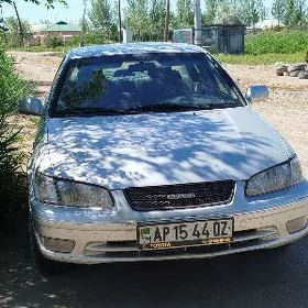 Toyota Camry 2000