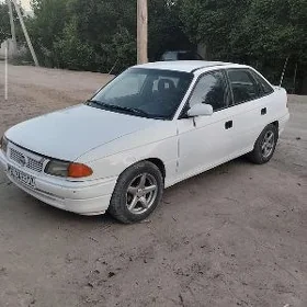 Opel Astra 1998