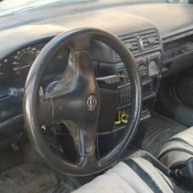 Opel Vectra 1992