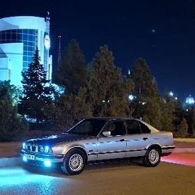 BMW E34 1990
