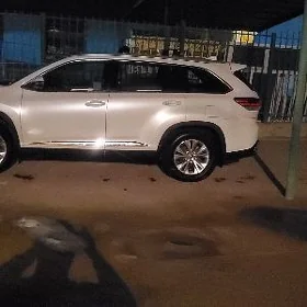 Toyota Highlander 2019