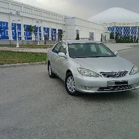 Toyota Camry 2005