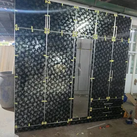 Mebel taze