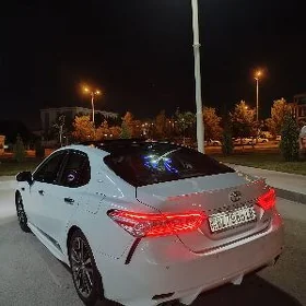 Toyota Camry 2020
