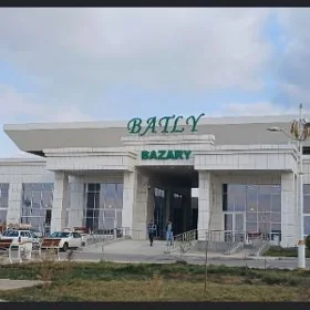 Gurtly batly bazar