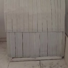 Plastik aýna.