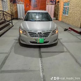 Toyota Camry 2010