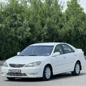 Toyota Camry 2004
