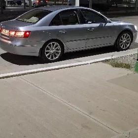 Hyundai Sonata 2008