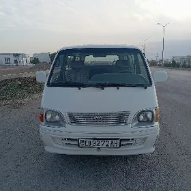 Toyota Hiace 2003